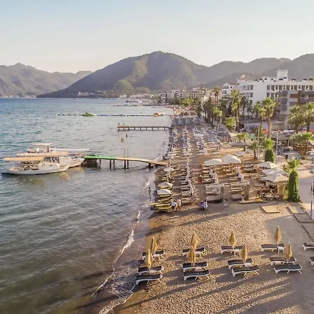 Otel Random By Lookbookholiday Marmaris