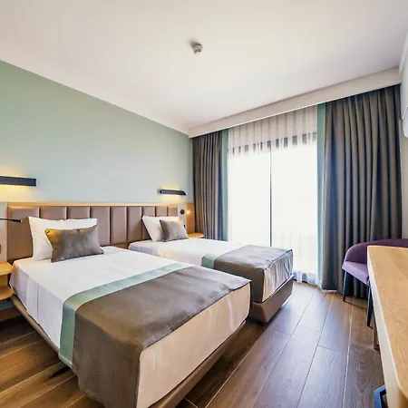 Random By Lookbookholiday Otel Marmaris